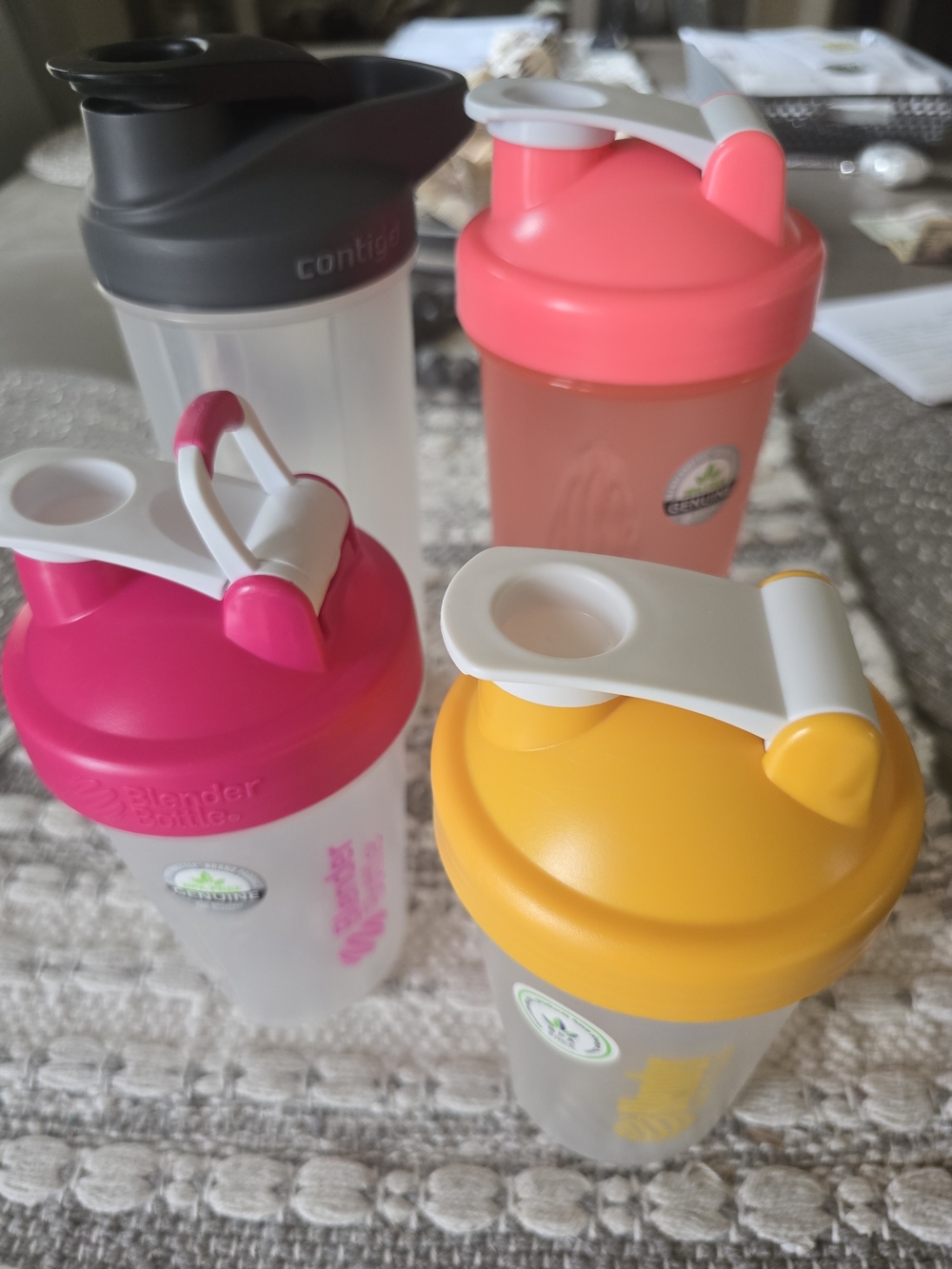 BlenderBottle Classic Shaker - Pink, Yellow, Coral, Gray Lids